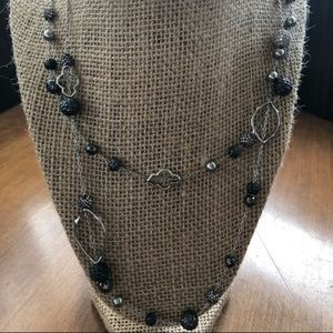 Stella & Dot Neve Station Necklace